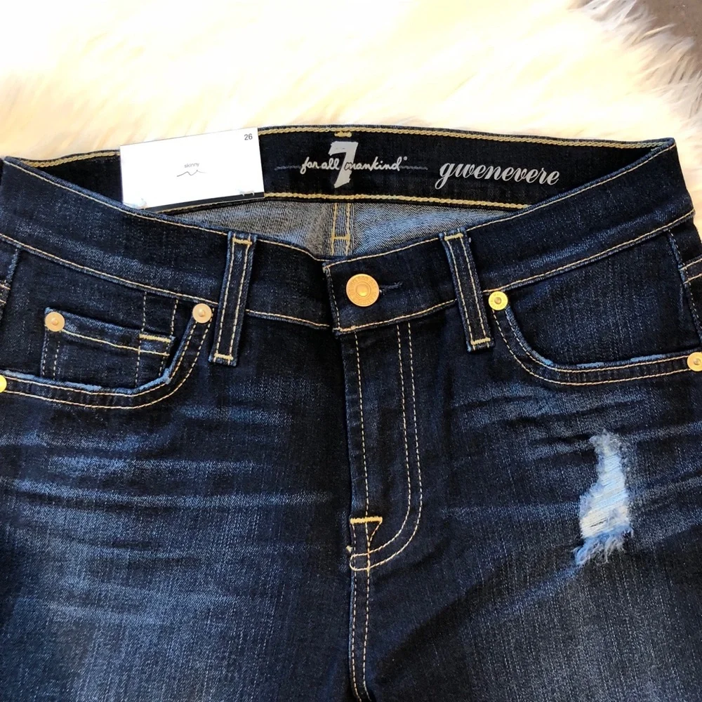5[7ForAllMankind] NWT! The Gwenevere distressed - Picture 6 of 7